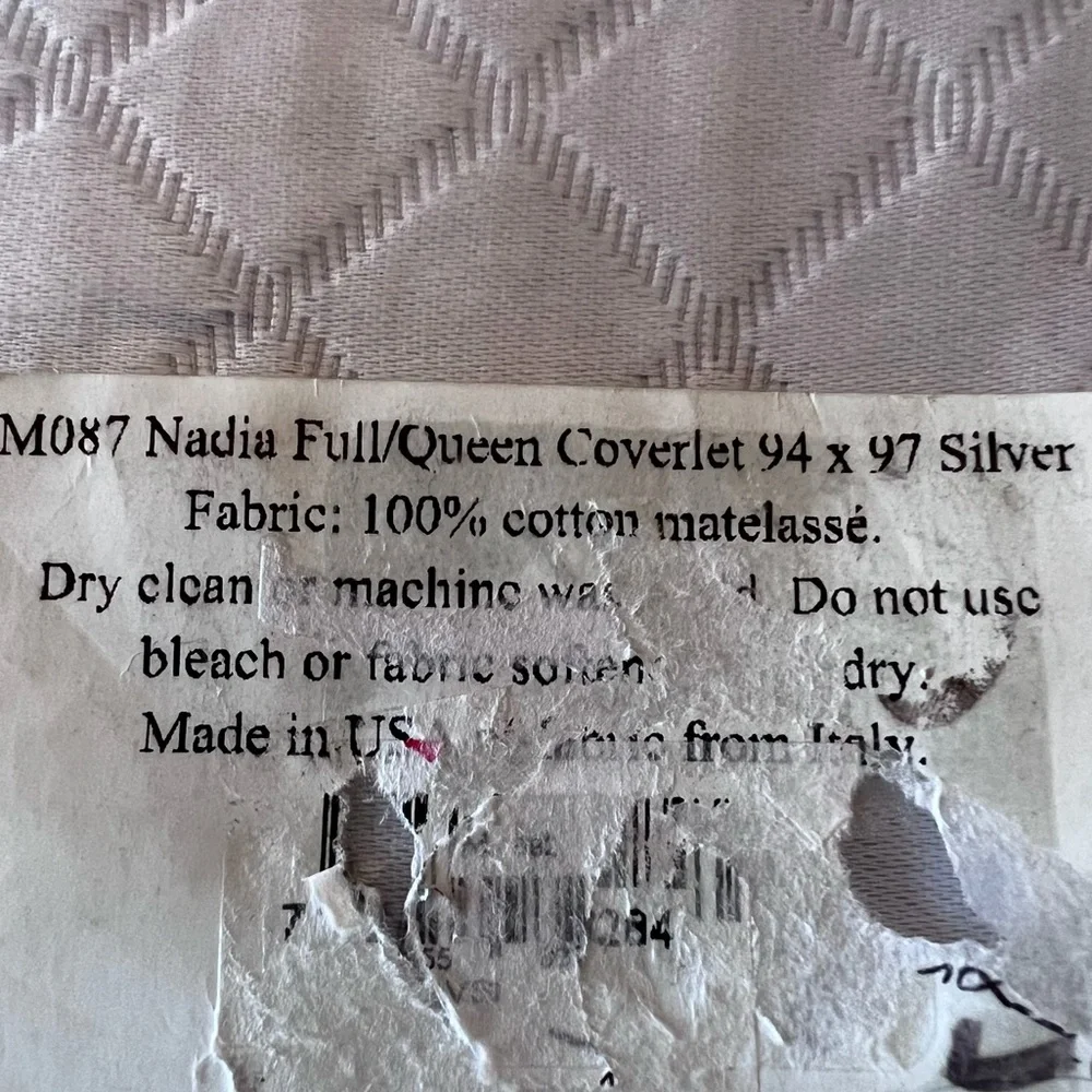 MATOUK NADIA COTTON MATELASSE COVERLET FULL/QUEEN SILVER NWT
